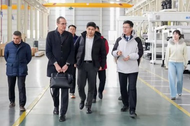 Sadarboties attīstības labā, sadarboties globāli – Piovan Global izpilddirektors apmeklē Jwell Machinery